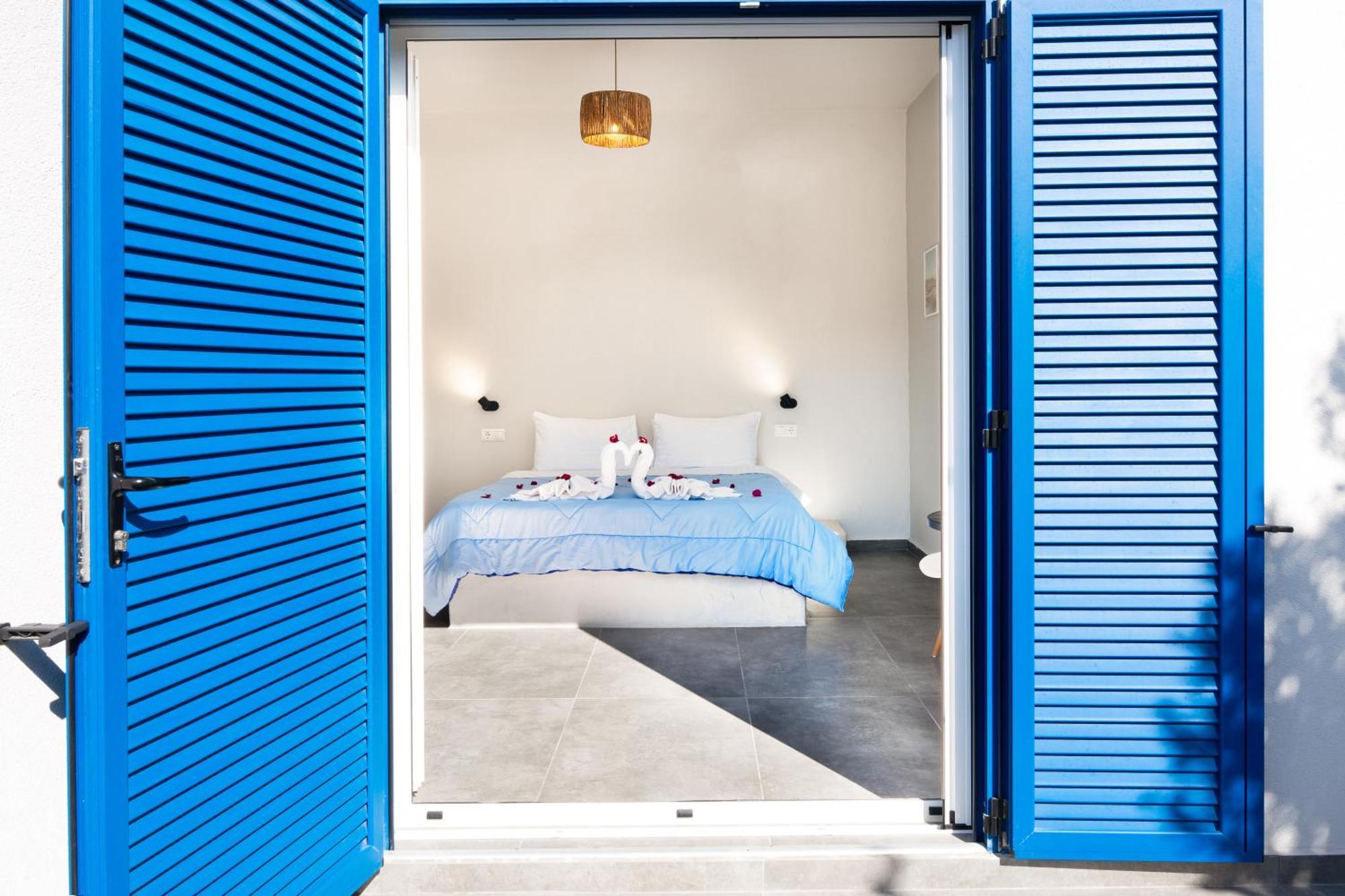 Aegean Blue Santorini Perissa Lägenhet Exteriör bild