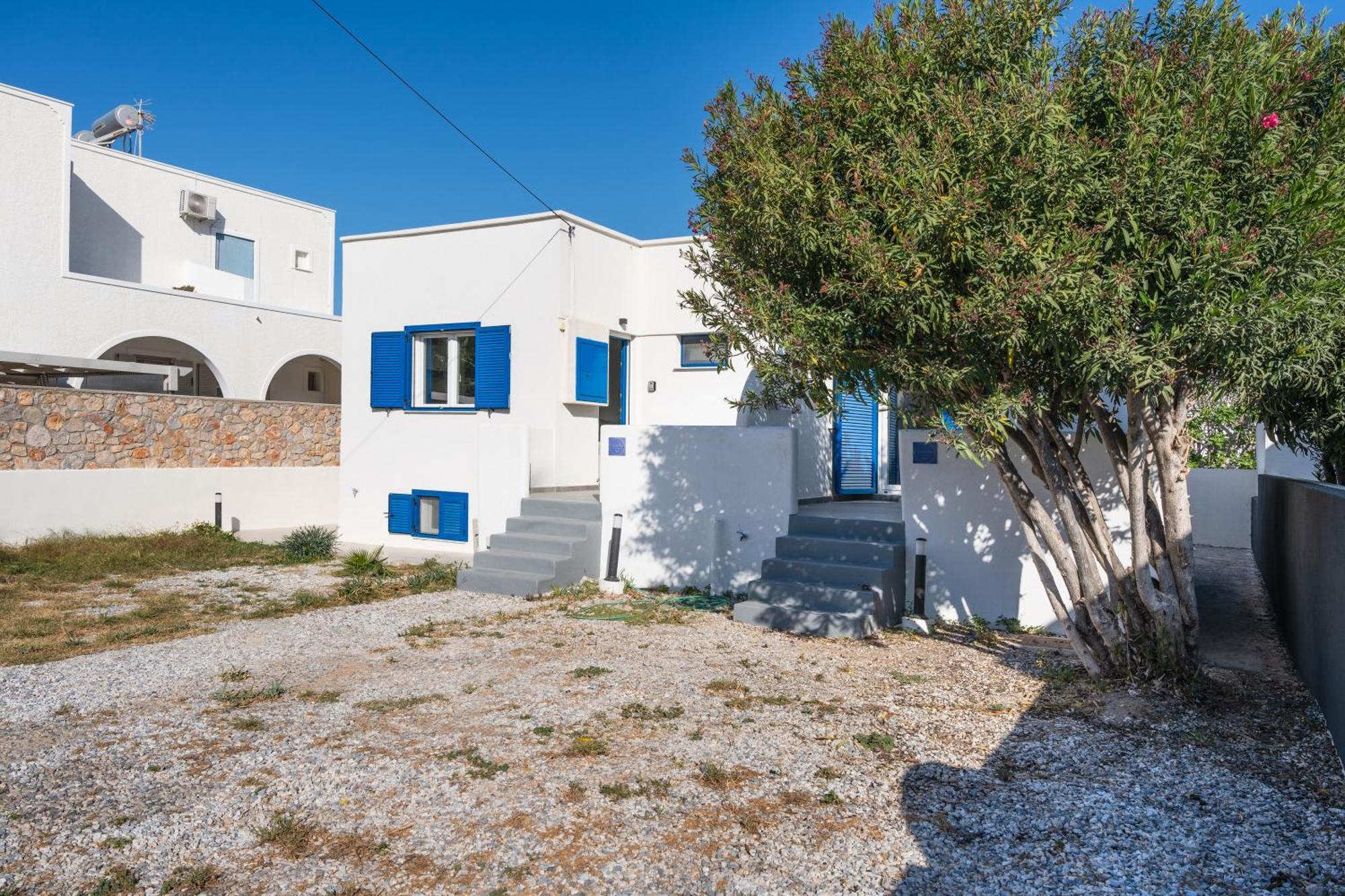 Aegean Blue Santorini Perissa Lägenhet Exteriör bild